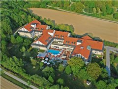 Hotelansicht Luftaufnahme